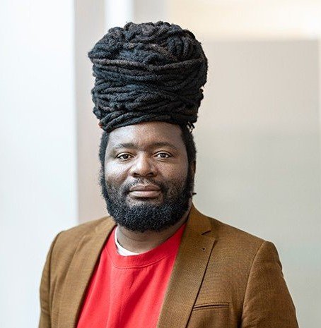 Portret van Bruce Mutsvairo.
